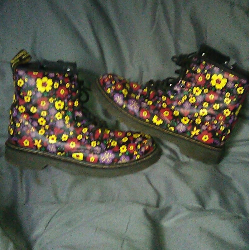 Delaney Dr Martens